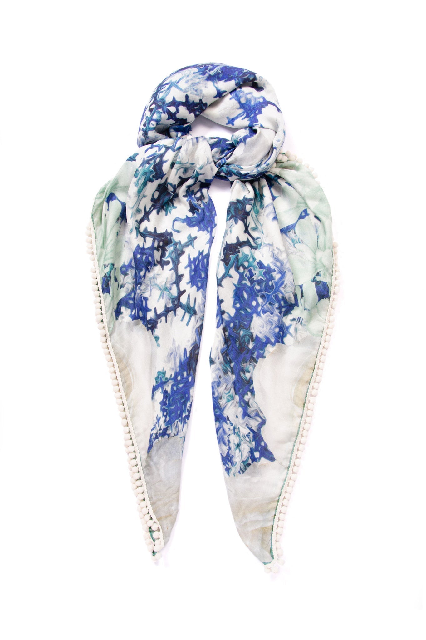 Square fring tassel scarf 